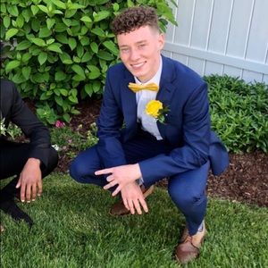 Meet your Posher, Sam